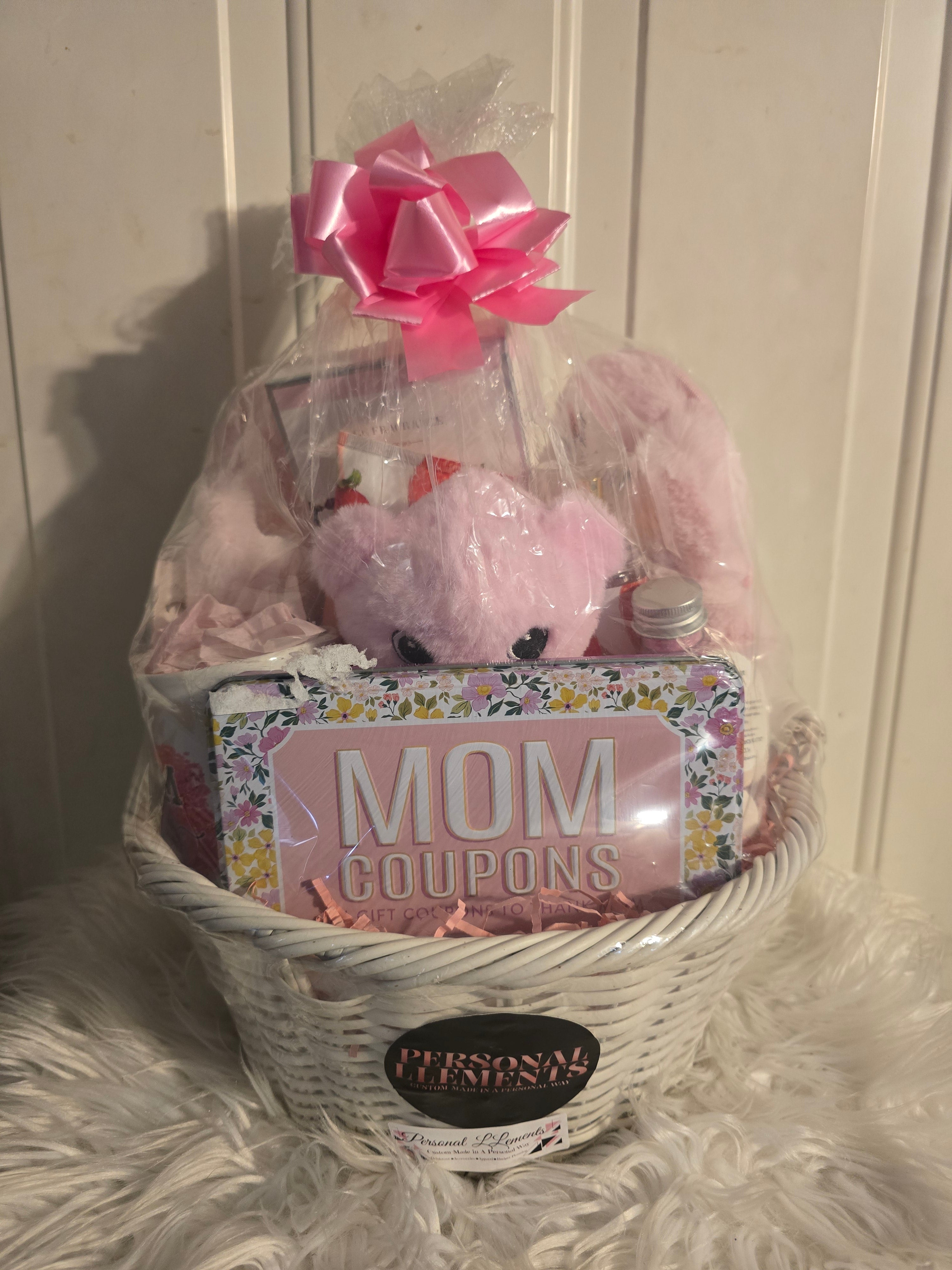 Pink Pamper 'MOM' Basket